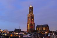 Paysage urbain d'Utrecht avec la tour Dom rouge et blanche, photo 2 par Donker Utrecht Aperçu