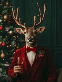 Elegantes Weihnachtsporträt eines stilvollen Rentiers im roten Samtkostüm mit festlicher Atmosphäre