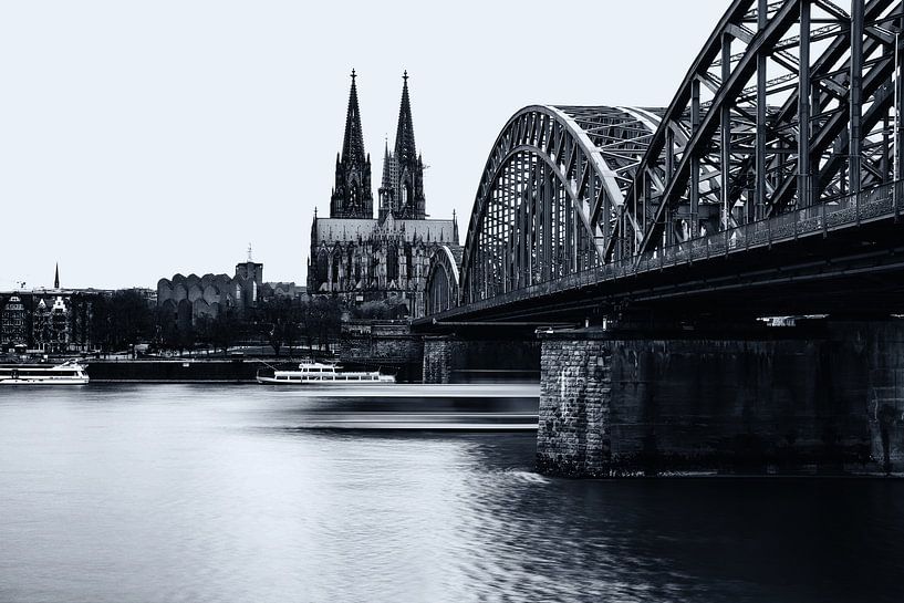 Cologne par John Monster