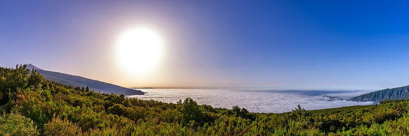 Les îles Canaries au-dessus des nuages par Dennis Eckert