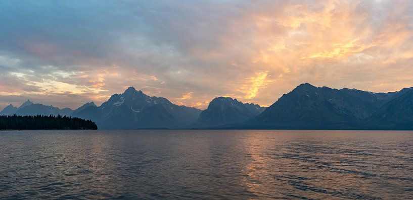 Grand Teton National Park, USA, sunset Jackson Lake by Jeroen van Deel
