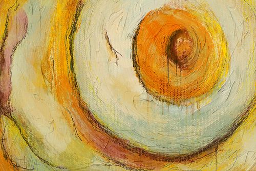 The glow that kept shining through its color van Tanja Kooymans