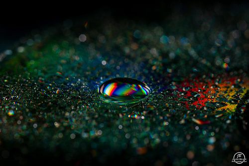 Goutte d'arc-en-ciel