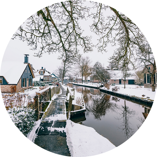 Winter in Dwarsgracht bij Giethoorn met de beroemde kanalen van Sjoerd van der Wal Fotografie