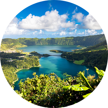 Uitzicht over de Sete Cidades Caldera op de Azoren van Sascha Kilmer