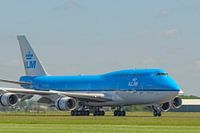 Flugzeug vom Typ KLM Boeing 747 landet auf dem Flughafen Schiphol