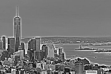 Skyline met One World Trade Center in New York, USA van Bianca Fortuin