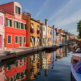 Kleurrijk Burano | Lagune van Venetië, Italië van Tine Depré