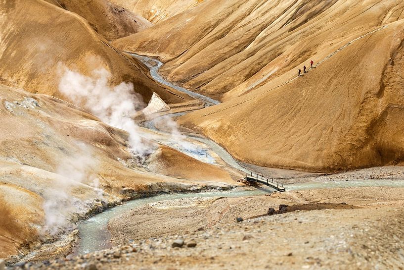 Kerlingarfjöll a mountain range in the interior of Iceland by Menno Schaefer