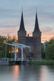 Delft’s Oostpoort at sunset by Heidi Bol