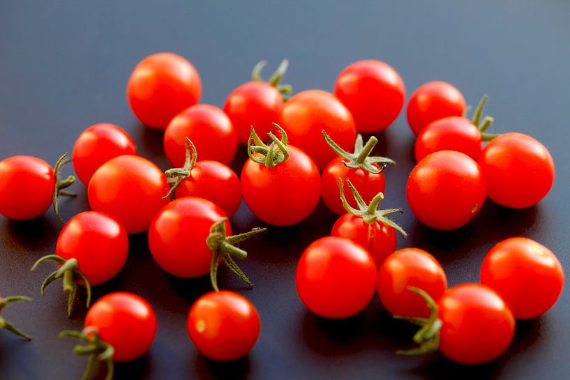 Tomatoes by Thomas Jäger