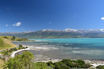 Kaikoura, Nieuw-Zeeland tijdens een heldere dag
