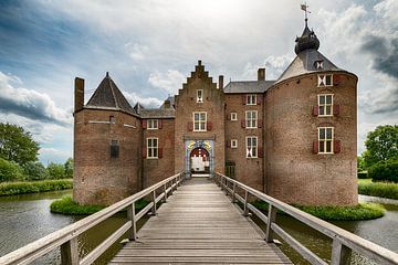 Ammersoyen Castle by Mark Bolijn