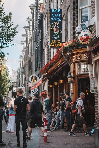 Old Sailor Bar in Amsterdam von Rolf Heuvel