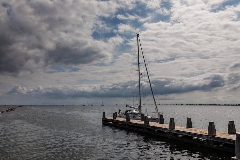 Typische Hollandse zomer wolken lucht van Bram van Broekhoven