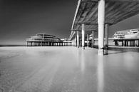Scheveningen Pier by Tom Roeleveld thumbnail