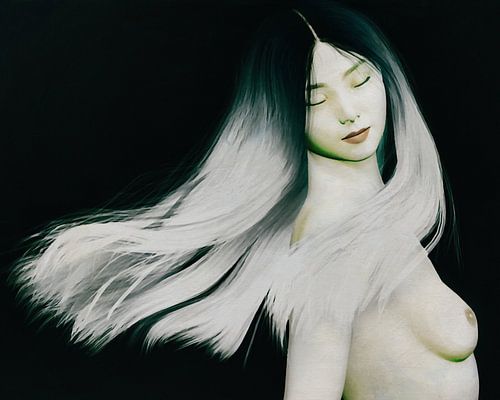 Naakte vrouw staat in gedachten