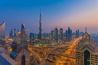 Dubai by Night - Burj Khalifa en Downtown Dubai - 1 van Tux Photography thumbnail