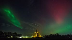 Wissink's möl te Usselo met Noorderlicht