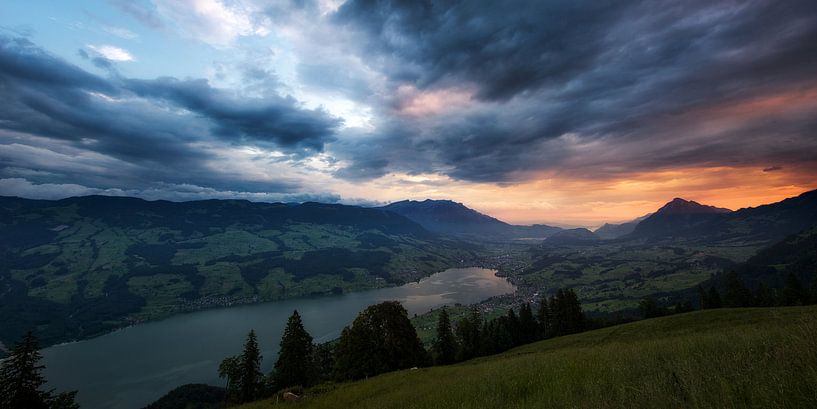 Zonsopgang in Obwalden van Severin Pomsel