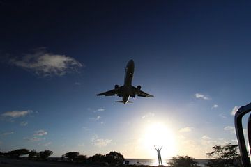 Landing MD11 op Bonaire van Liesbeth Vogelzang
