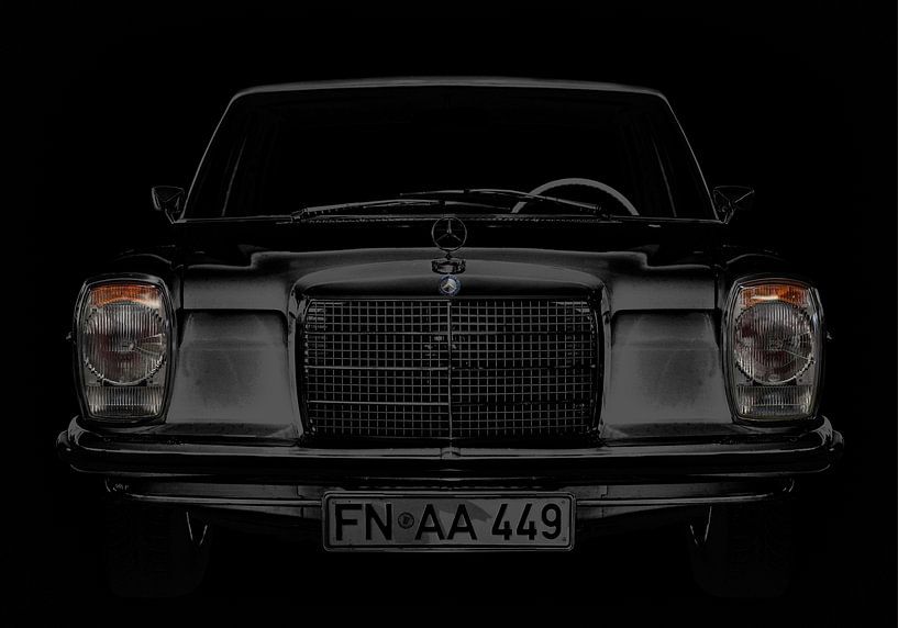Mercedes-Benz /8 (W 114 / W 115) in Antique black by aRi F. Huber
