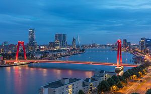 De Willemsbrug in Rotterdam met nieuwe verlichting van MS Fotografie | Marc van der Stelt