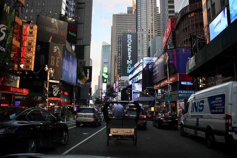 New York City by Hello Pompoyo