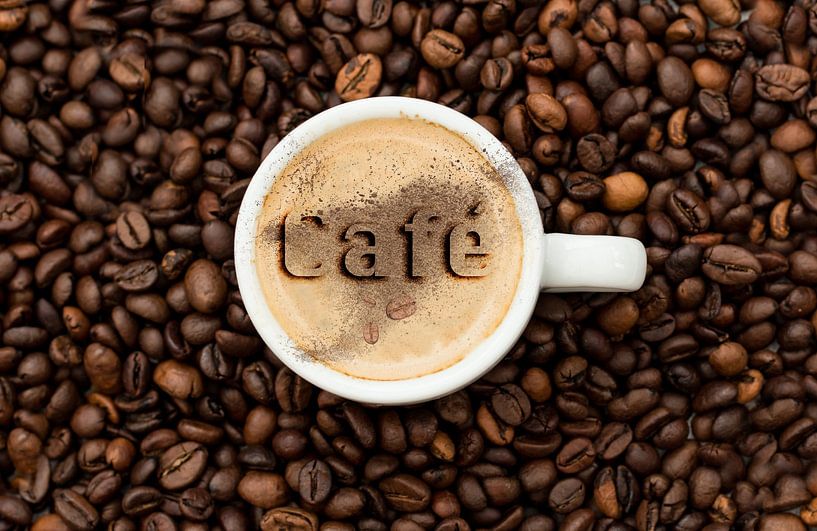 Café by Klaartje Majoor