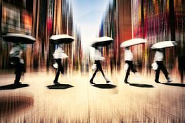 Strolling under the blazing sun by moucorn