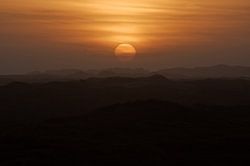 Sonnenuntergang über den Dünen auf Terschelling