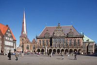 Liebfrauenkirche en oud stadhuis op de marktplaats