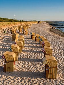 Beach chairs on shore of the Baltic Sea in Wustrow sur Rico Ködder