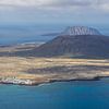 Panoramablick auf die Insel La Graciosa vom Aussichtspunkt Mirador del Rio auf der Insel Lanzarote von Reiner Conrad