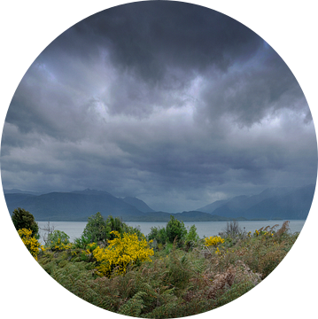 Regenwolken in landschap Nieuw Zeeland van Albert Brunsting