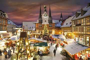 Kerstmarkt in Wernigerode,Harz,Saksen-Anhalt,Duitsland van Peter Eckert