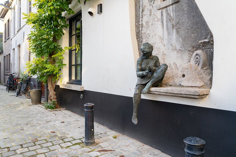 Het Breistertje in het Zilverhof te Gent by Marcel Derweduwen