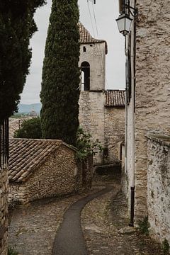 Straßenszene in der Provence, Frankreich von Fenna Duin-Huizing