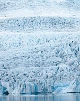 Glacier in IJsland - vooraanzicht met lagen