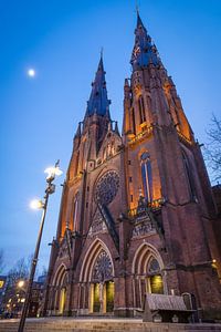 Catharinakerk bij zonsondergang