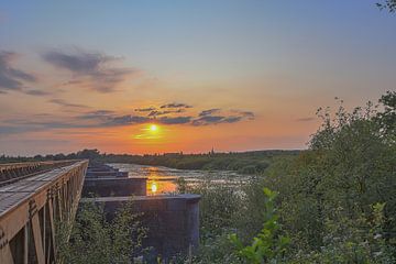 Sonnenuntergang auf der Moerputtenbrug von Ans Bastiaanssen