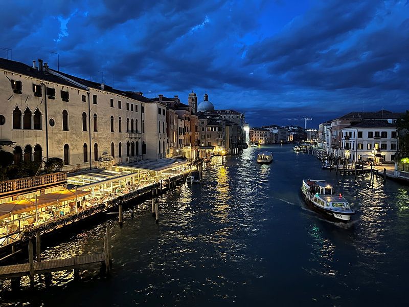 Venetië Canal Grande in de avond van Spiegeltje