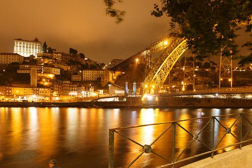 Porto - Ponte LuÃ­s I  (Portugal) in de avond