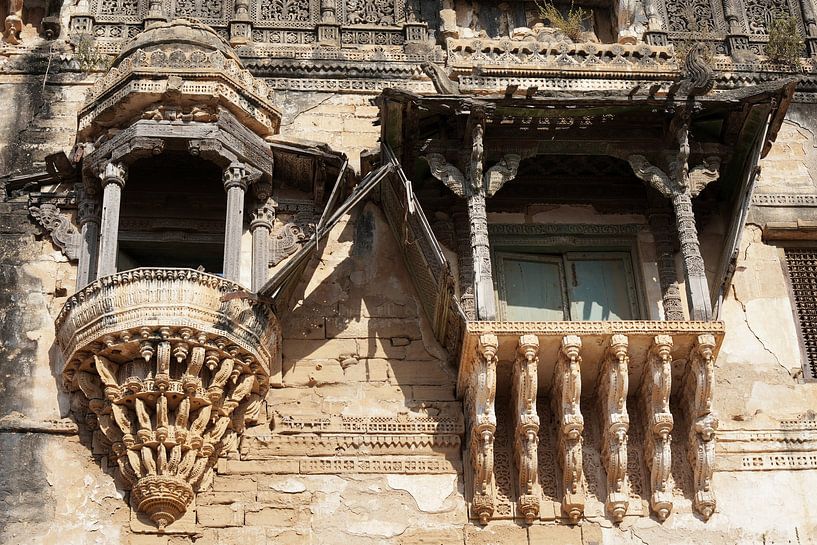 Vestiges of time at the Prag Mahal, Bhuj by Frank Photos