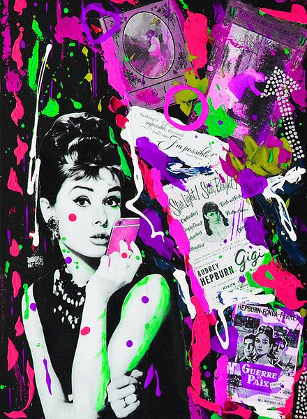 Audrey Hepburn iPhone Violett von Kathleen Artist Fine Art