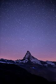 Sternenhimmel über dem Matterhorn von Menno Boermans