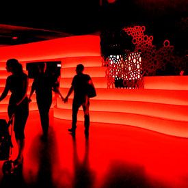 Rode blacklicht lounge von Jane Changart