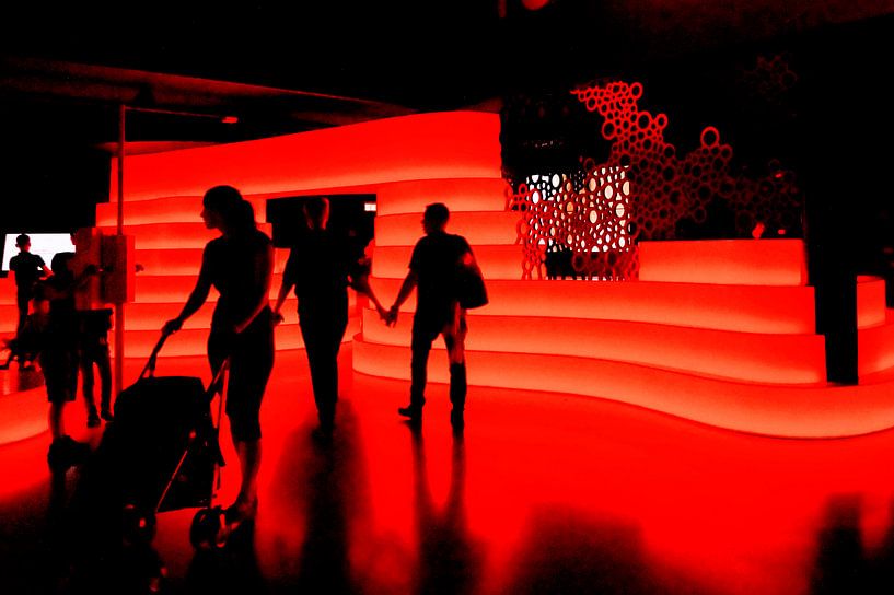 Rode blacklicht lounge von Jane Changart