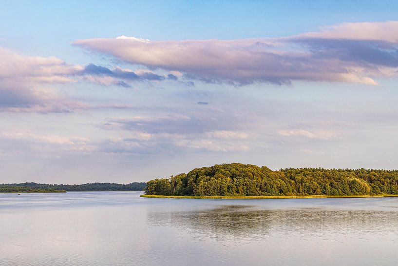 View with lake and trees in Seedorf am Schaalsee by Rico Ködder