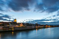 Regensburg, oud stadhuis en Donau bij blauw uur van Robert Ruidl thumbnail
